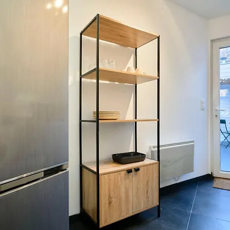 Pensjonat Renovated 3 Bedroom House With Terrace