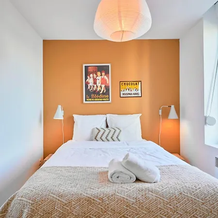 Renovated 3 Bedroom House With Terrace Tourcoing